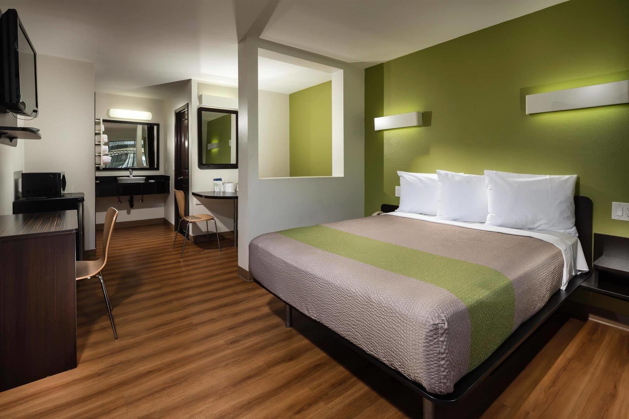 Motel 6-Canoga Park, Ca Los Angeles Eksteriør bilde